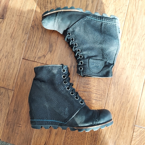 Sorel 1964 PDX Premium Wedge Bootie Snakeskin leather Joan of Arctic Size 7.5 - Picture 5 of 7
